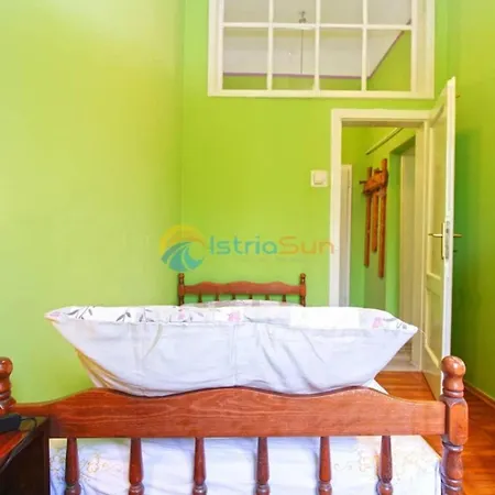 Lea & Paolo Apartman *