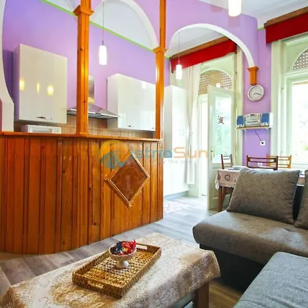 Lea & Paolo Apartman Póla