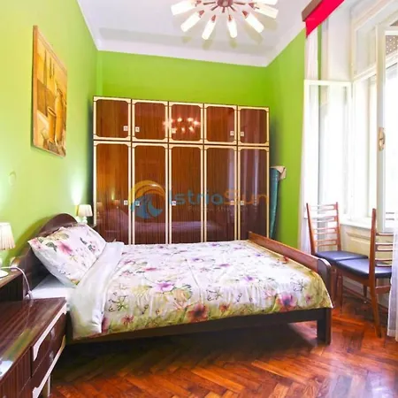 Lea & Paolo Apartment